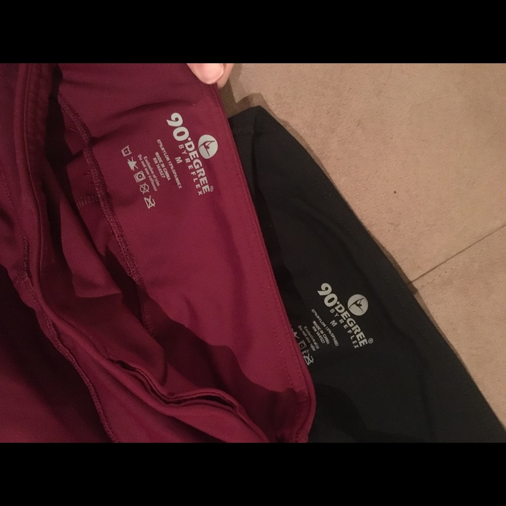 Medium high-waisted 90 degree leggings